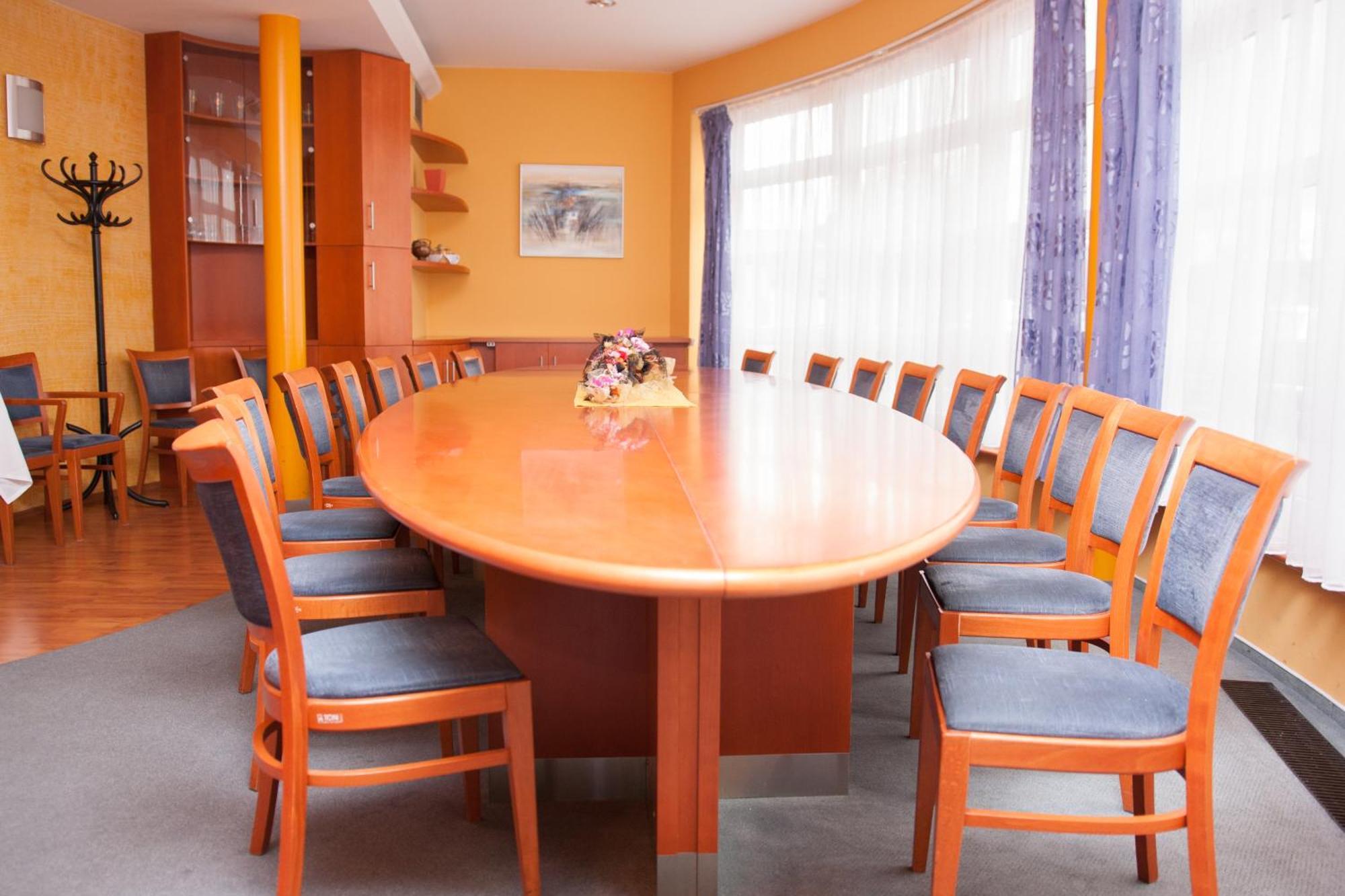 Hotel Rottal Otrokovice
